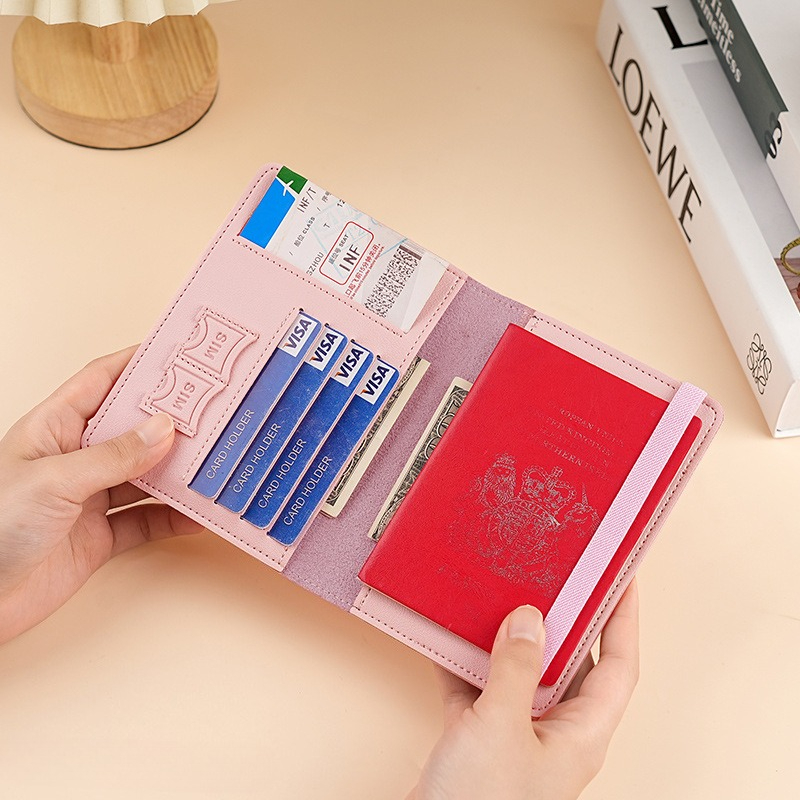 Обложка для паспорта из искусс – обзор и цена Card Sleeves Protector